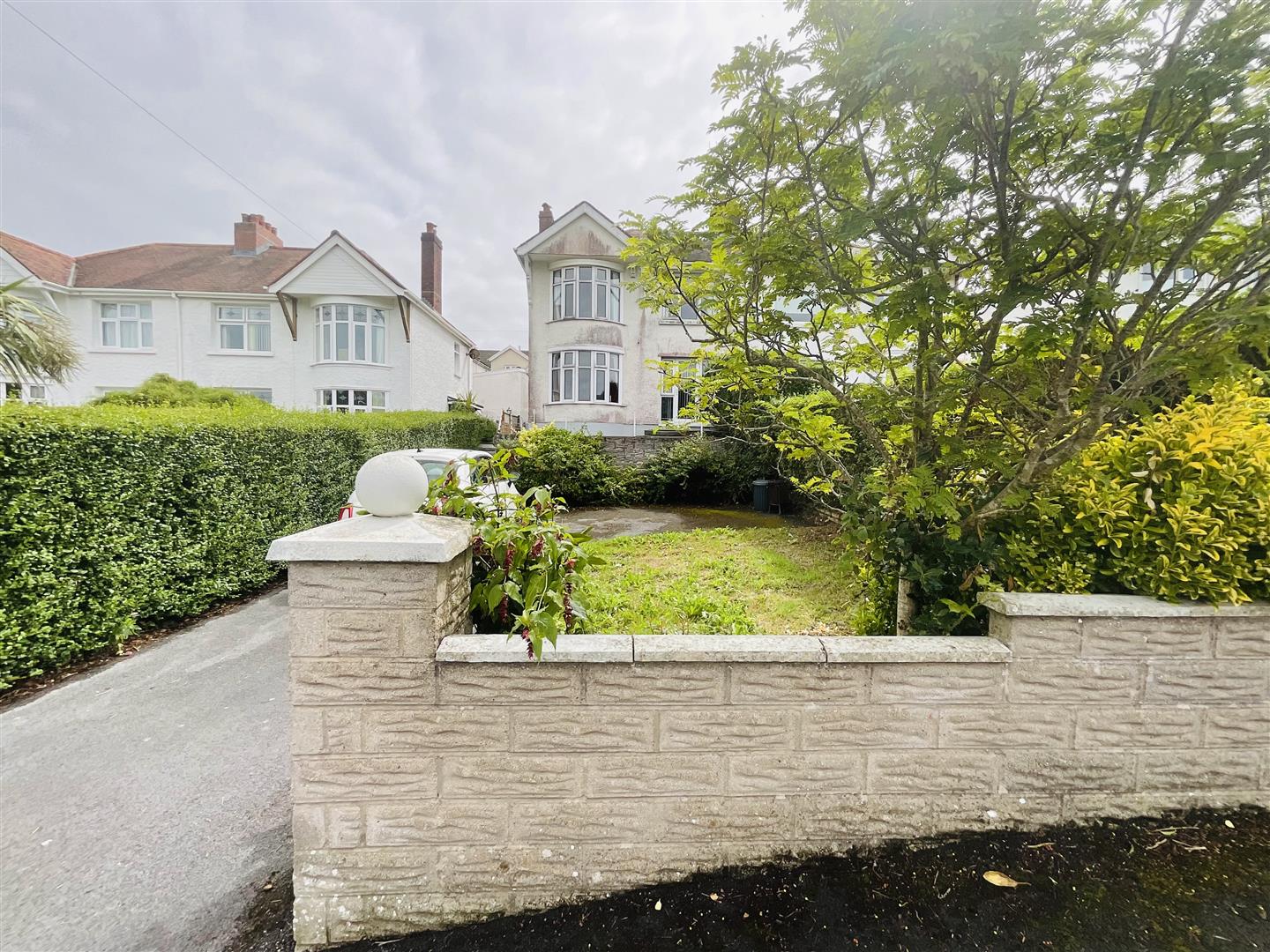Parc Howard Avenue, Llanelli, Carmarthenshire, SA15 3JY Property for Sale Willow Estates of